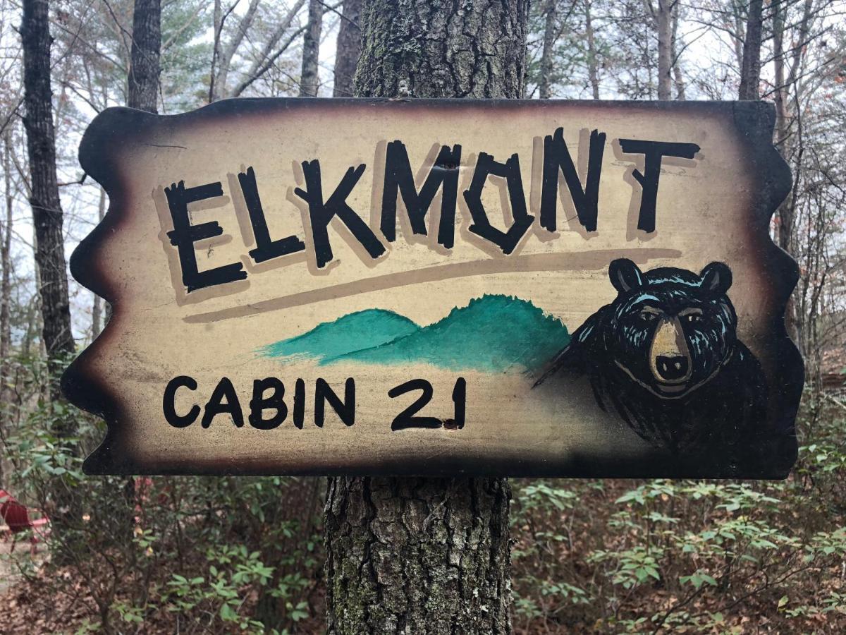 Mountain-Top Cabin Get-Away With Hot Tub And A View Sautee Nacoochee Eksteriør bilde